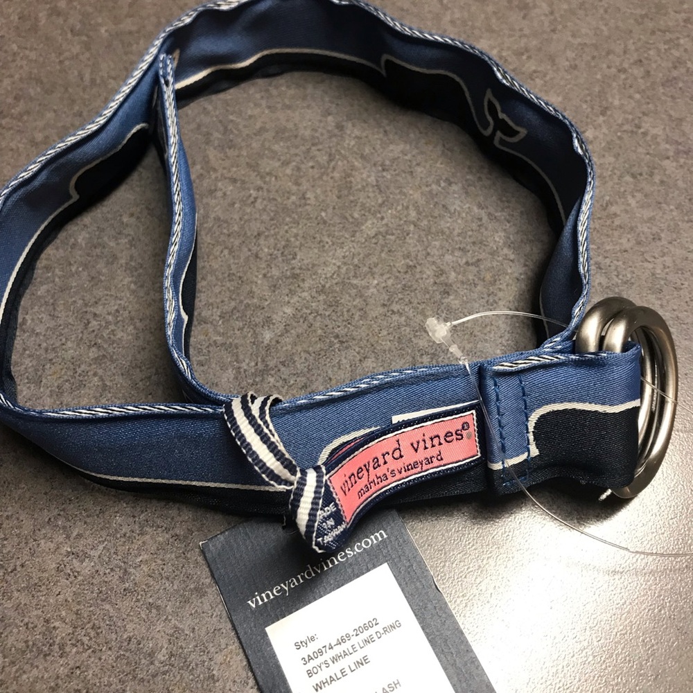 Boys Vineyard Vines logo belt